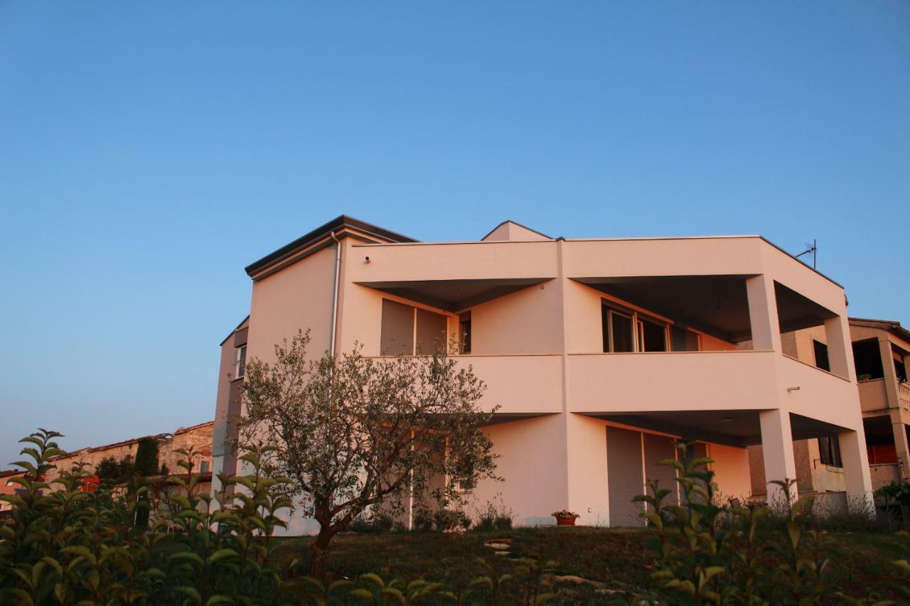 Apartment Fiorella Poreč Exterior foto